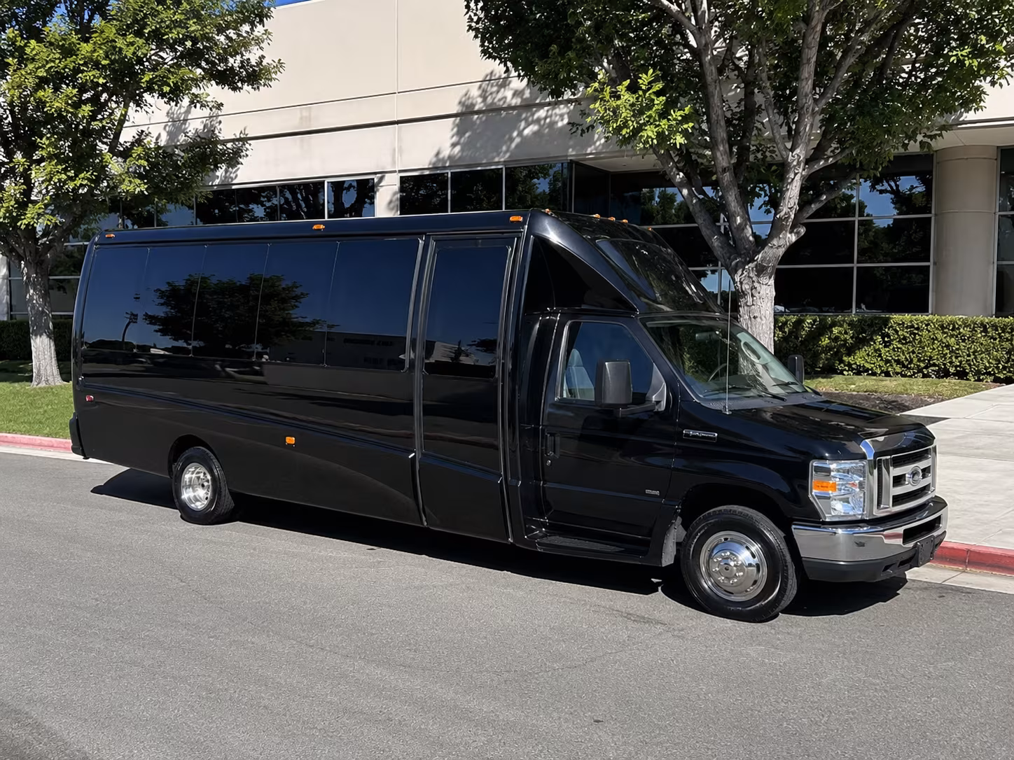 Fort Lauderdale Bachelor & Bachelorette Transportation onboard seating