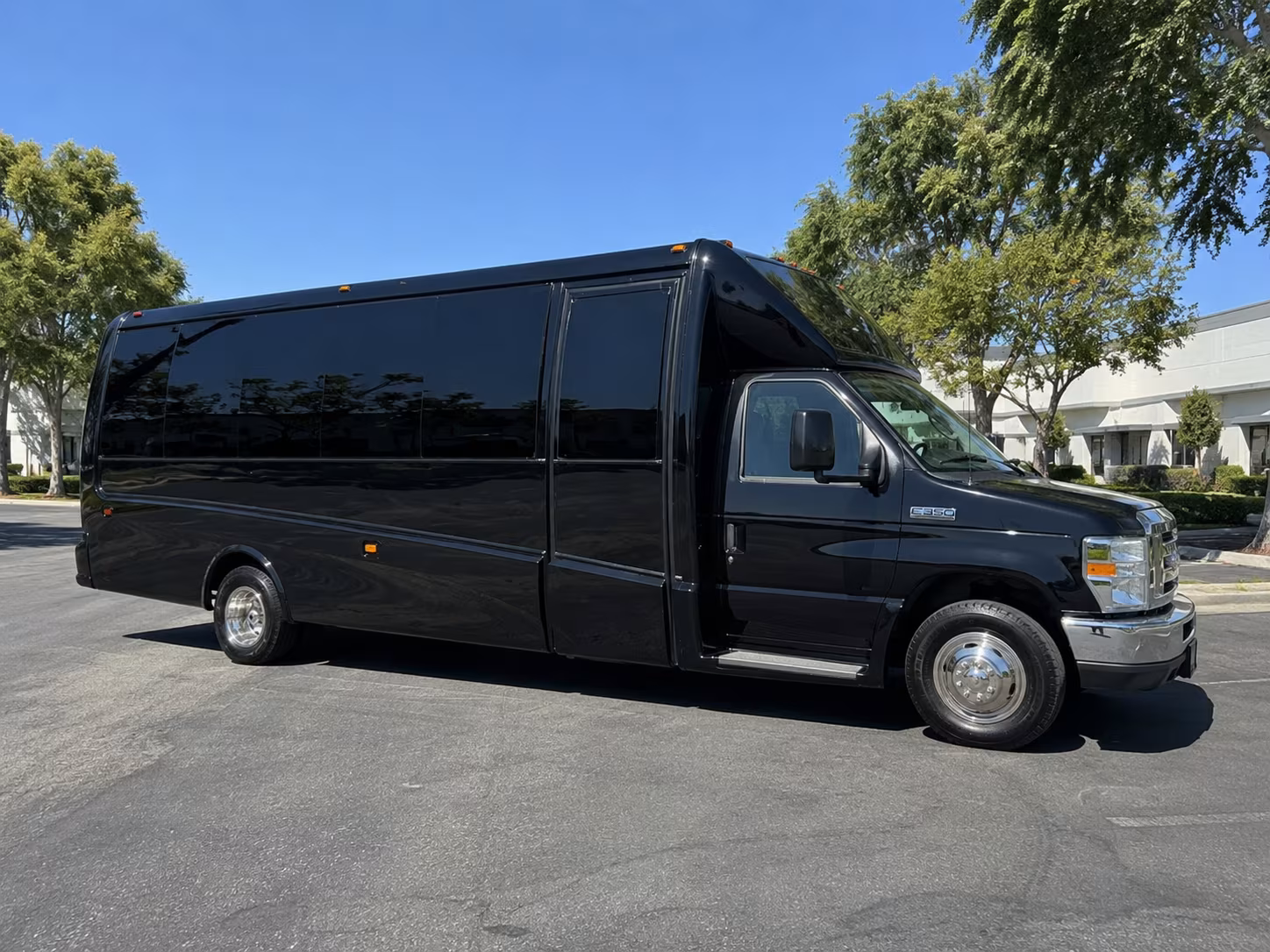 Fort Lauderdale Concert & Music Festival Transportation party bus exterior