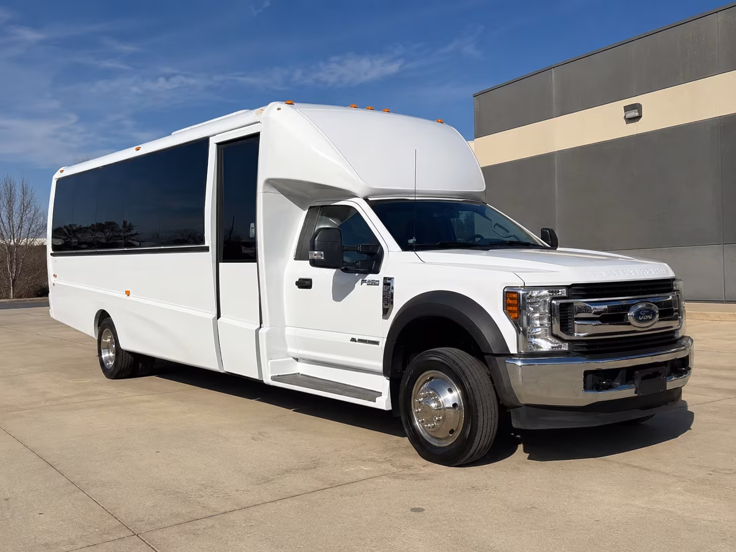 Fort Lauderdale Corporate Transportation party bus exterior