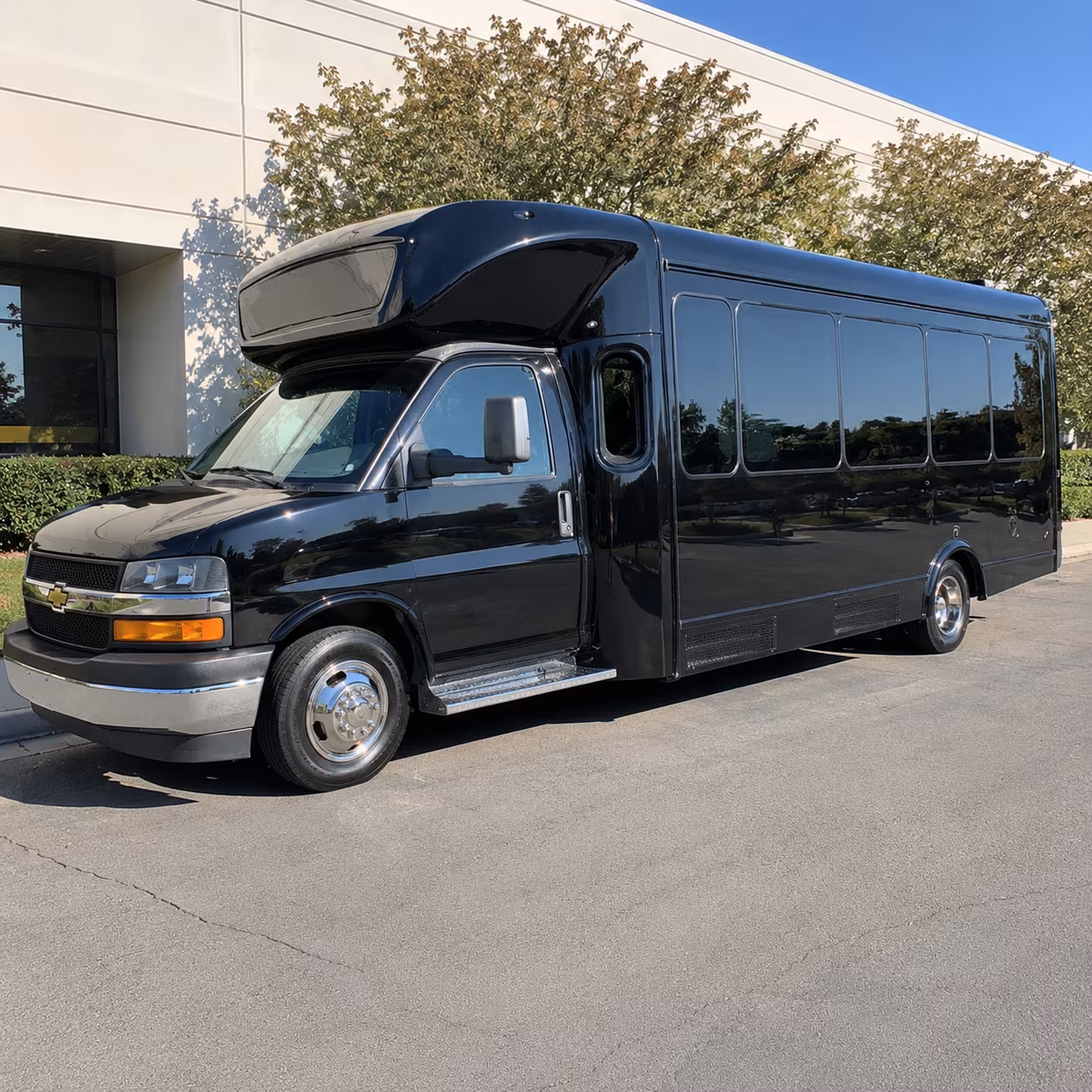 Fort Lauderdale Winery Tour & Pub Crawl Transportation party bus exterior