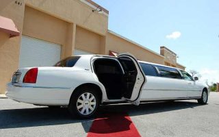 lincoln stretch limousine Hollywood