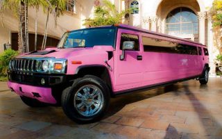 pink hummer limo service Miami